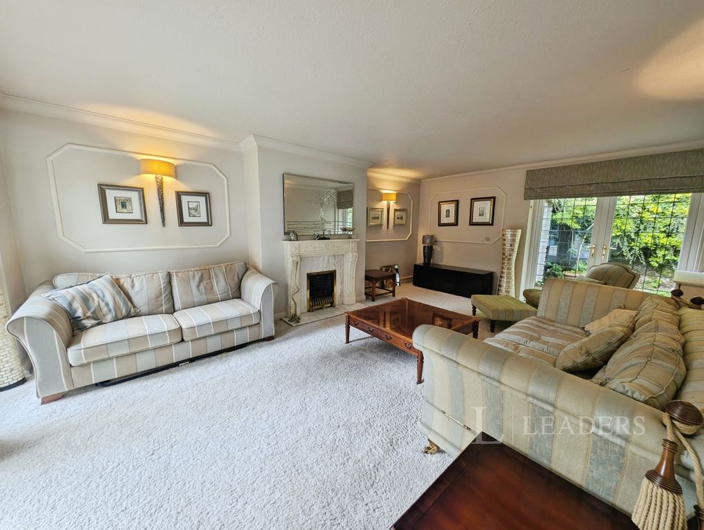 Property photo 2 of 18 Living Room