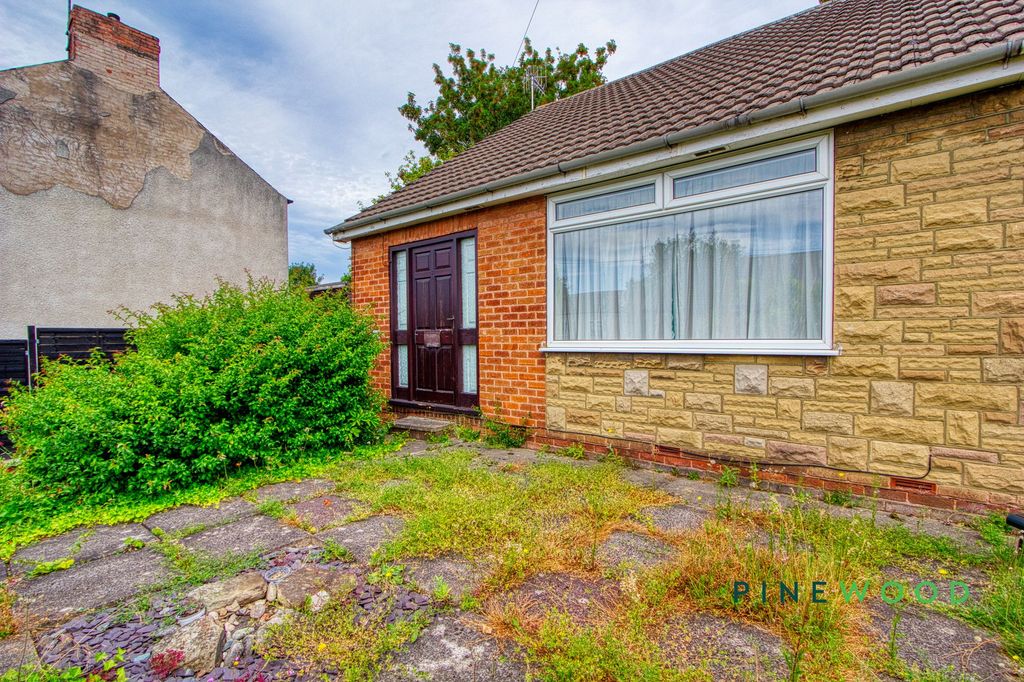 Property photo 1 of 14 Front