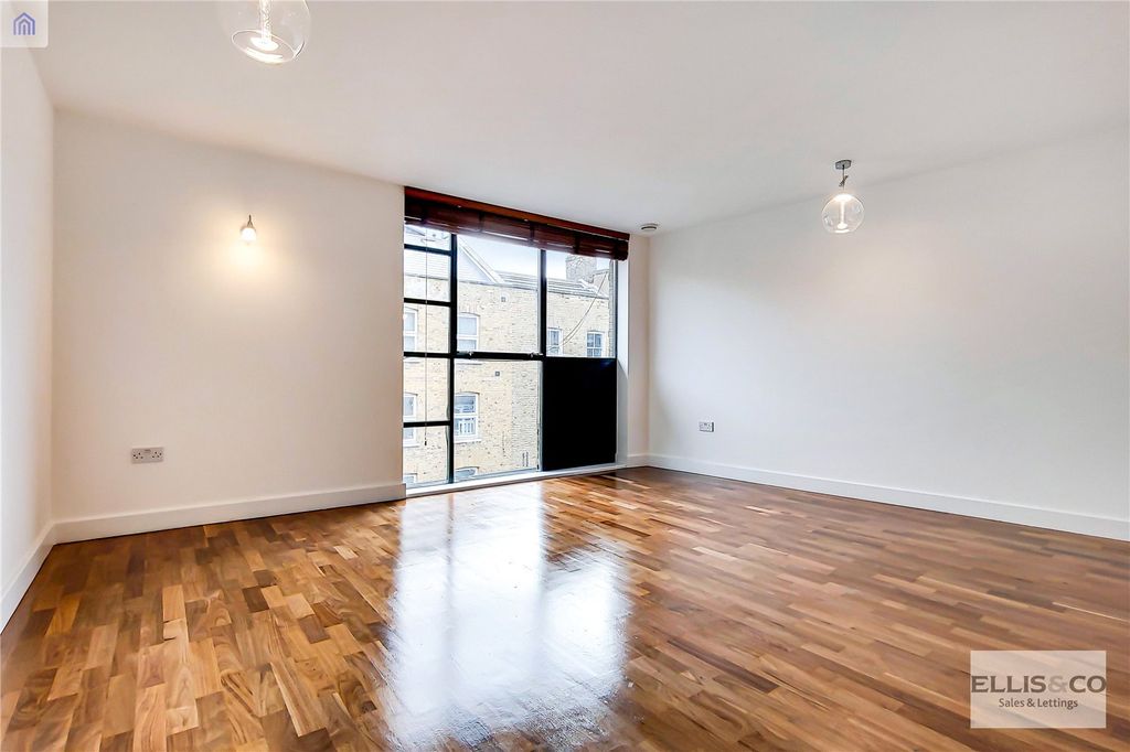 Property photo 2 of 11 Picture No. 11