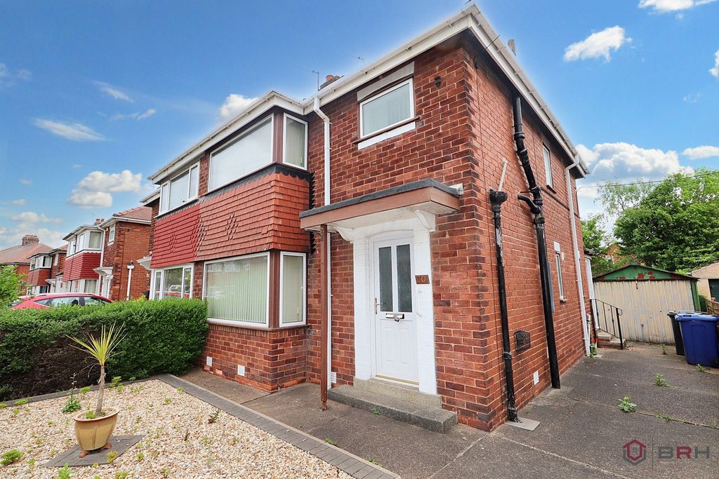 Property photo 3 of 13