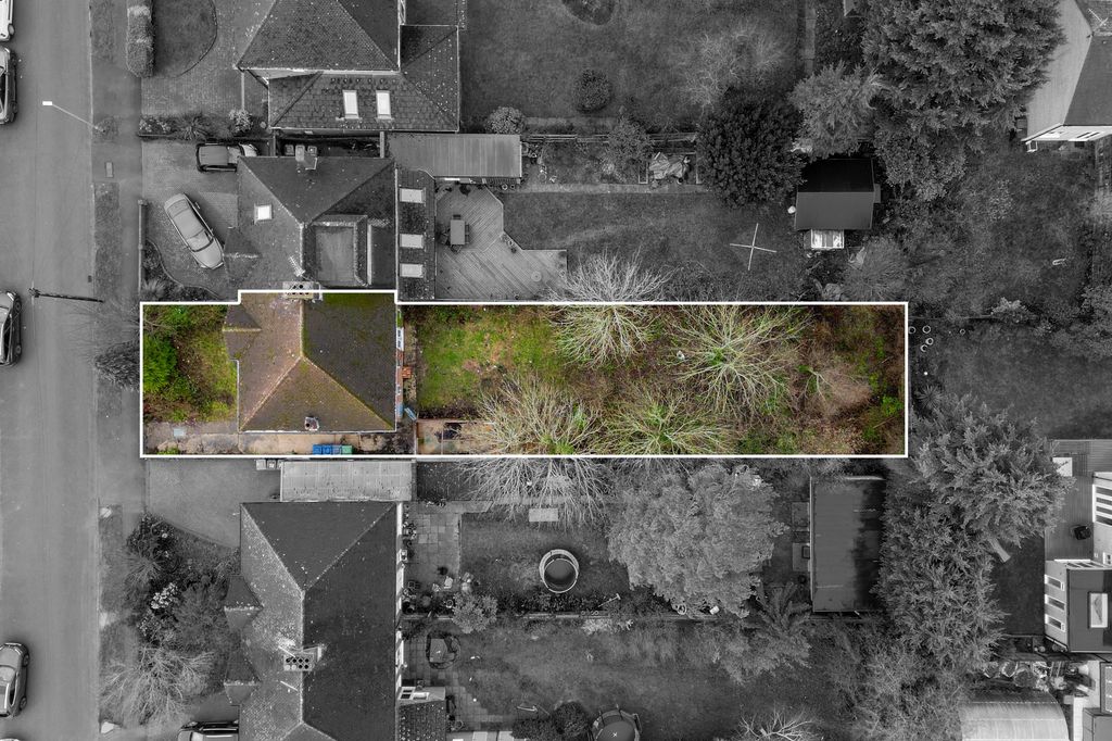 Property photo 2 of 26