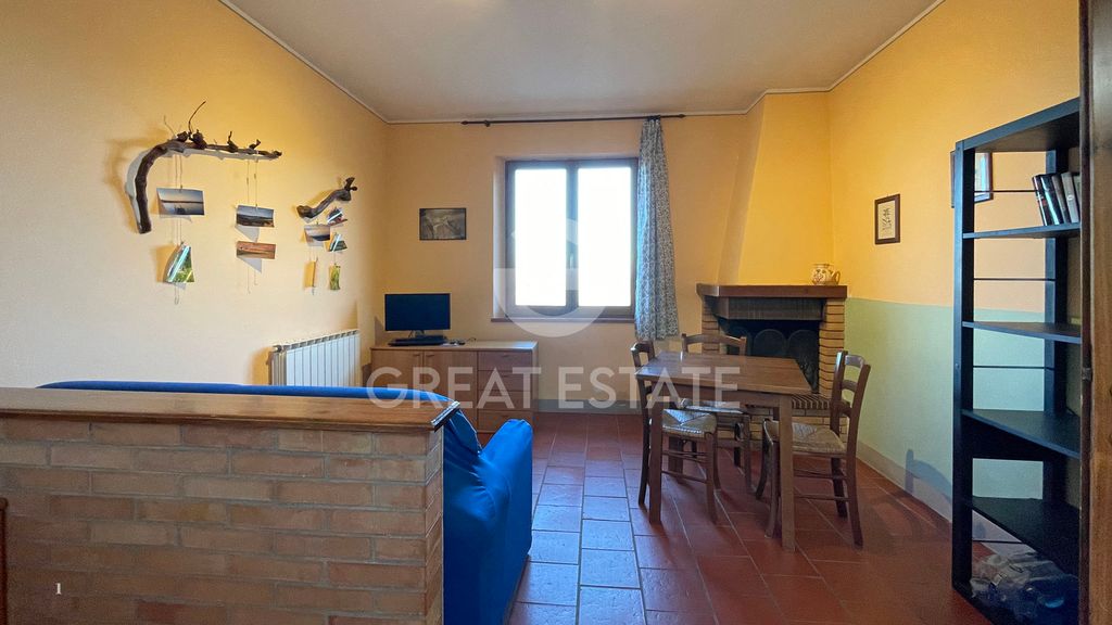 Property photo 2 of 34 Interiors