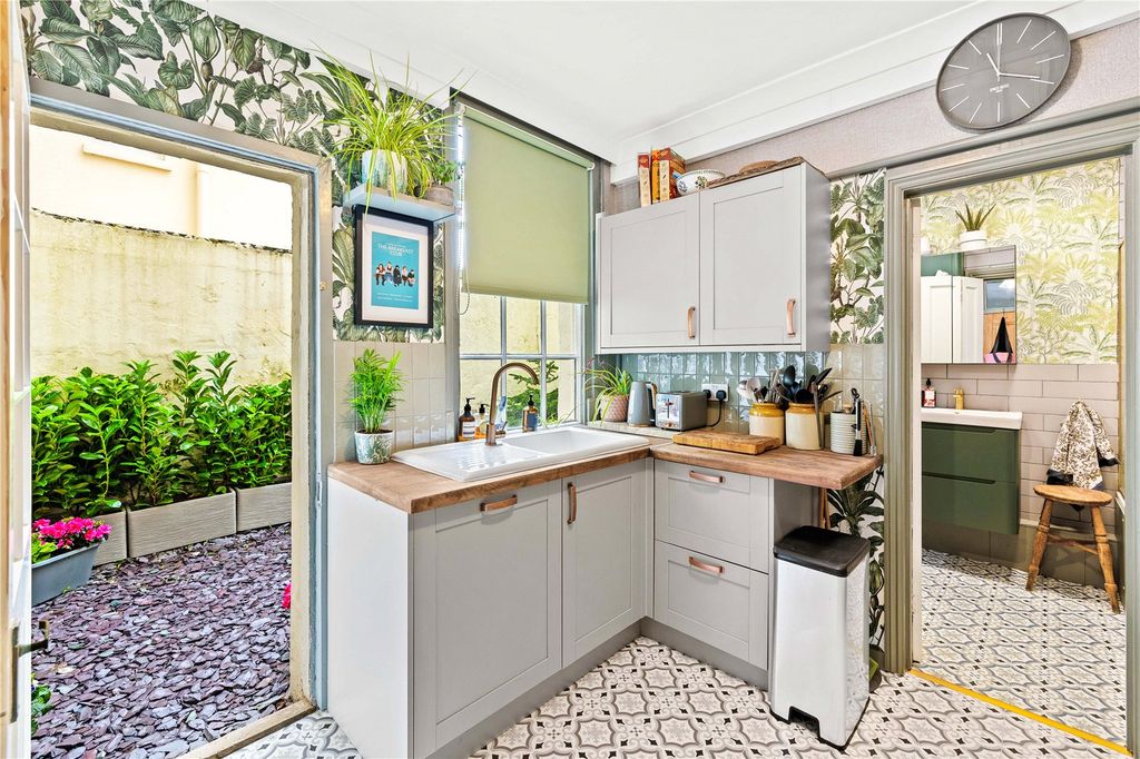 Property photo 3 of 20 Picture No. 07