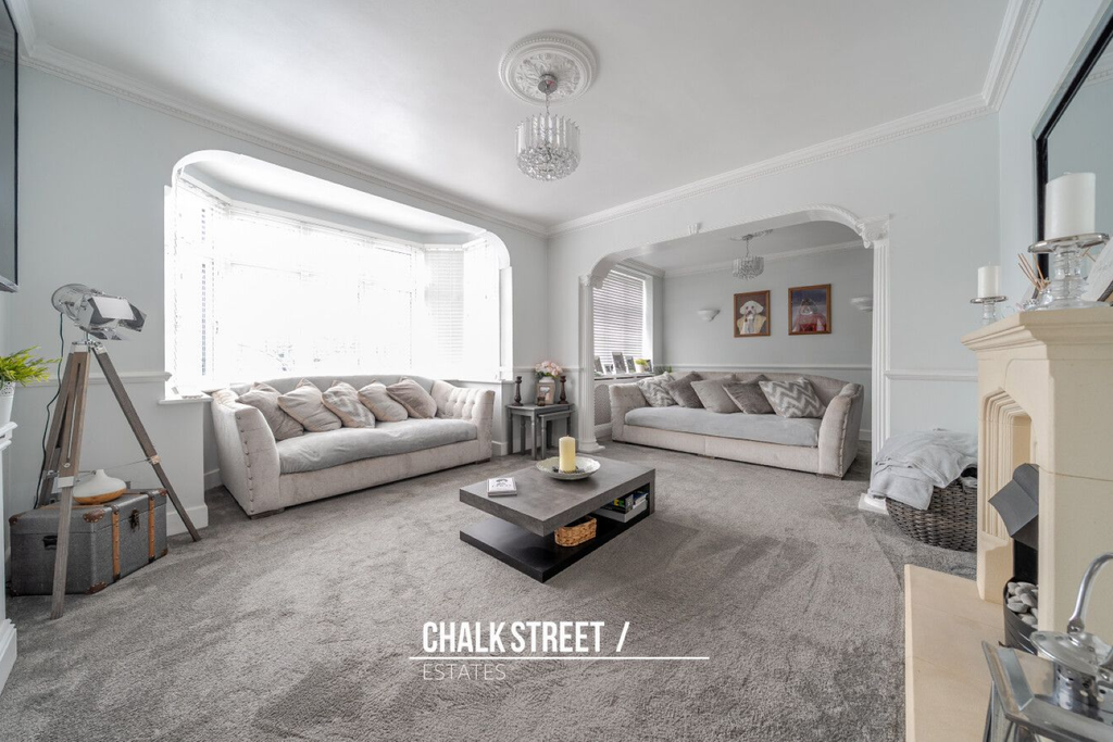 Property photo 3 of 24