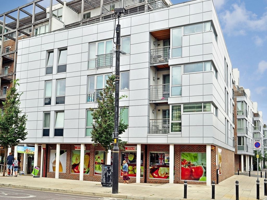 Property photo 2 of 11 Front