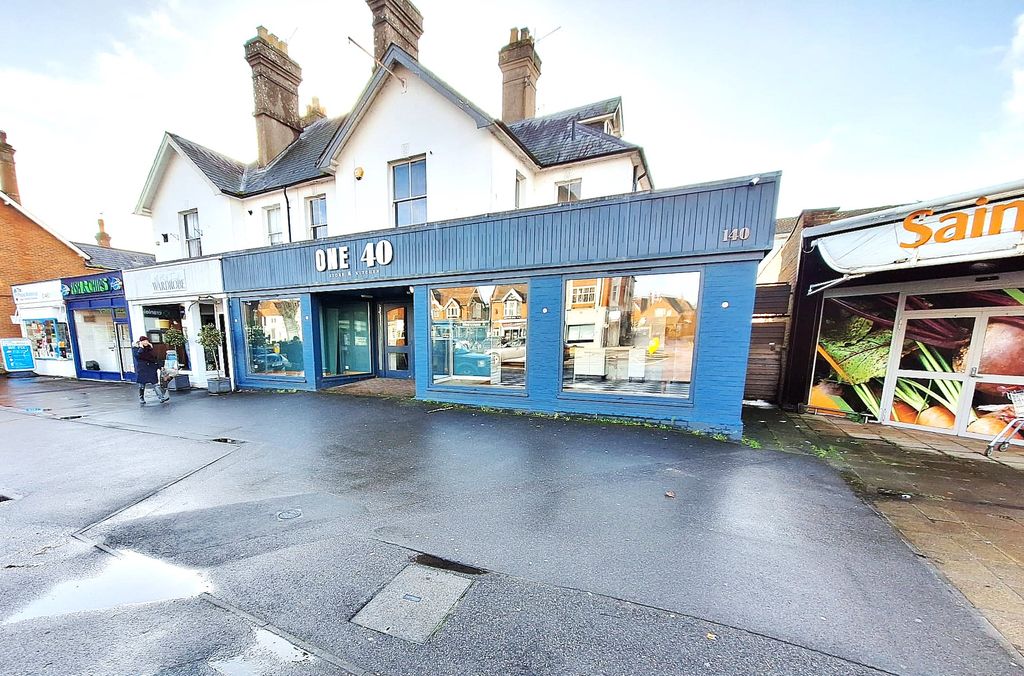Property photo 1 of 1 140 High Street Cranleigh