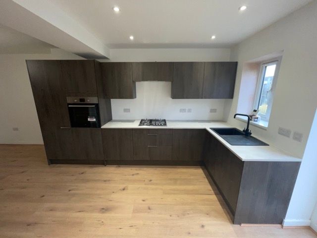 Property photo 3 of 24