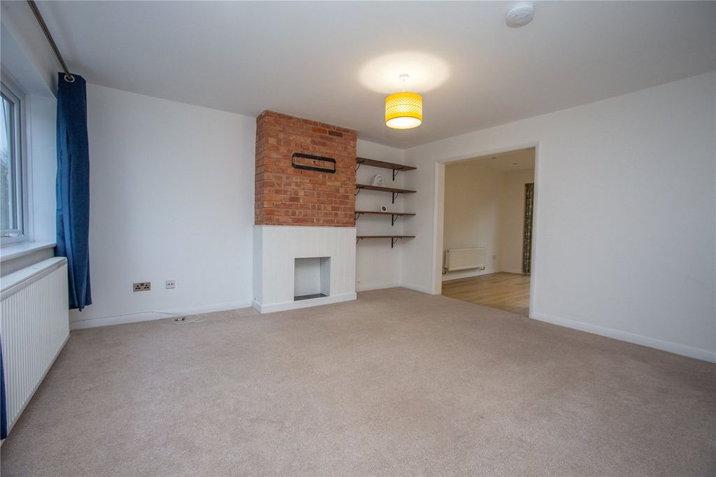 Property photo 3 of 20 Picture No. 24