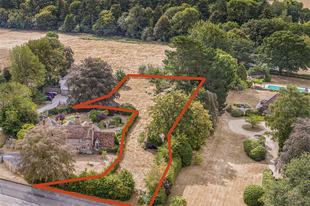 Property photo 1 of 18