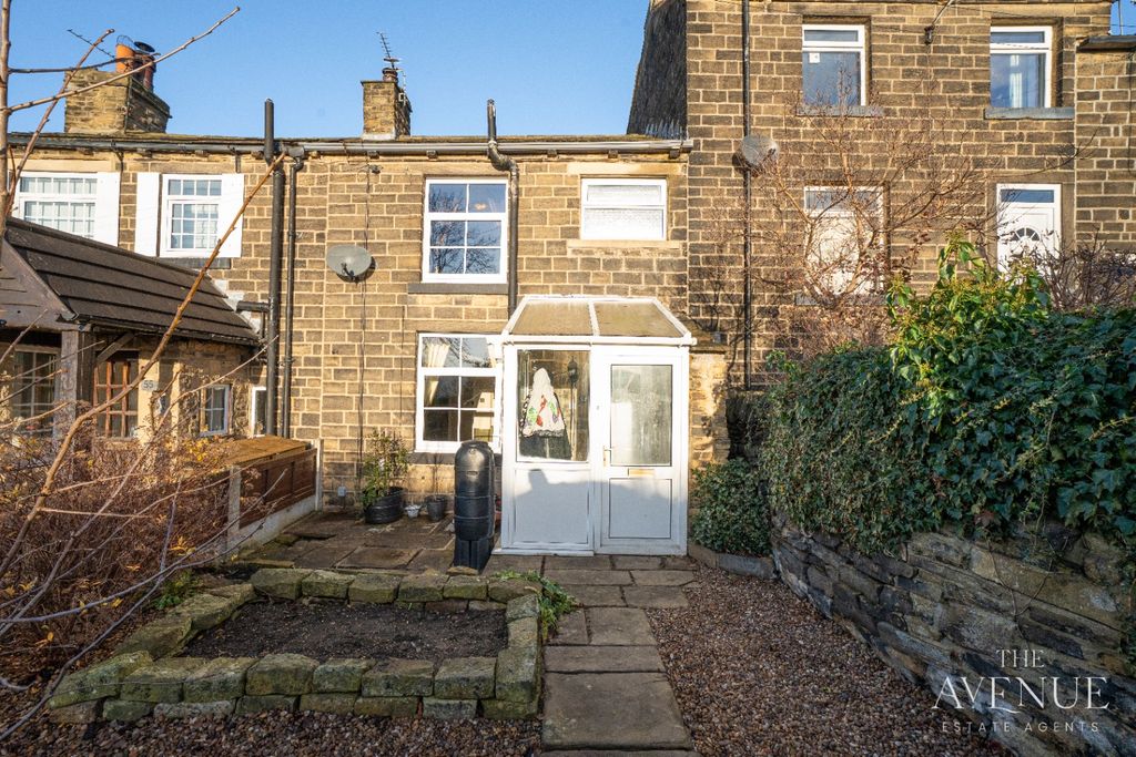 Property photo 1 of 35 4645392