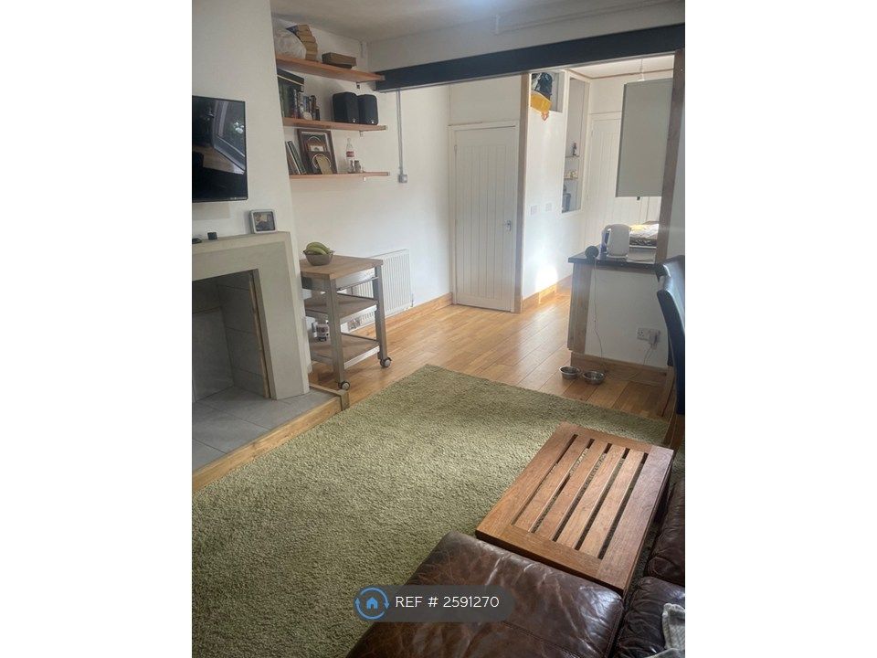 Property photo 1 of 10 Sitting Room