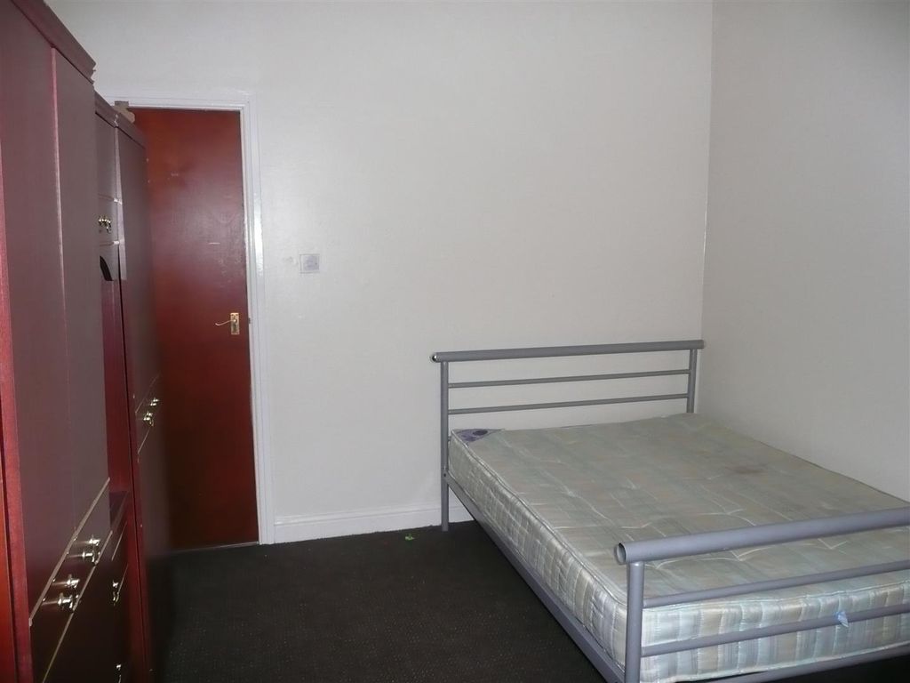 Property photo 3 of 4