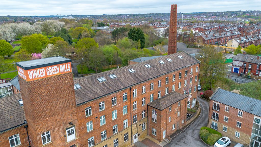 Property photo 1 of 7 Drone 1