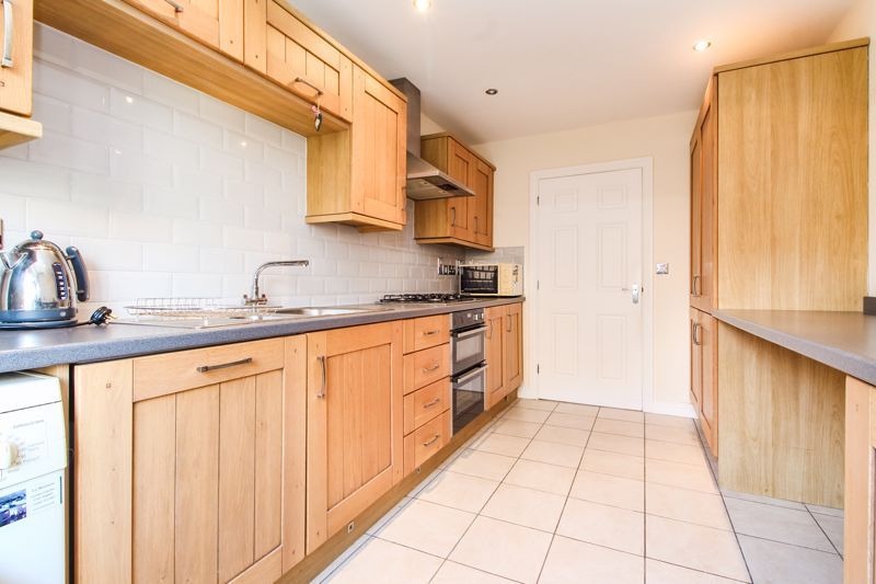Property photo 3 of 21 Kitchen