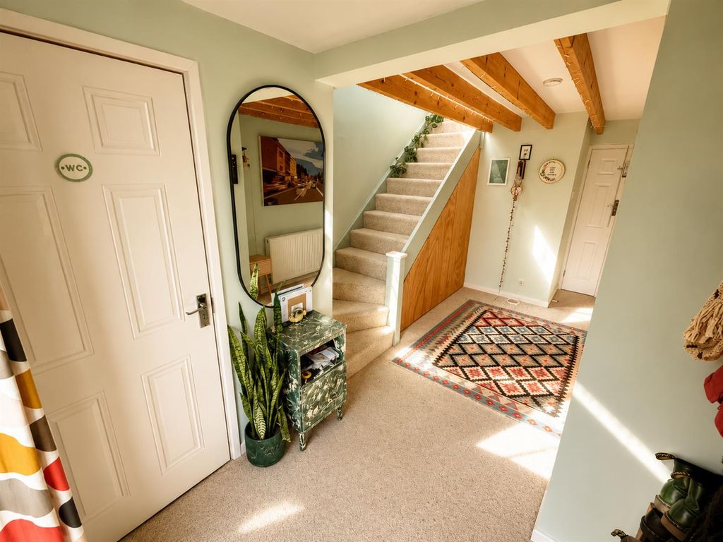 Property photo 3 of 23