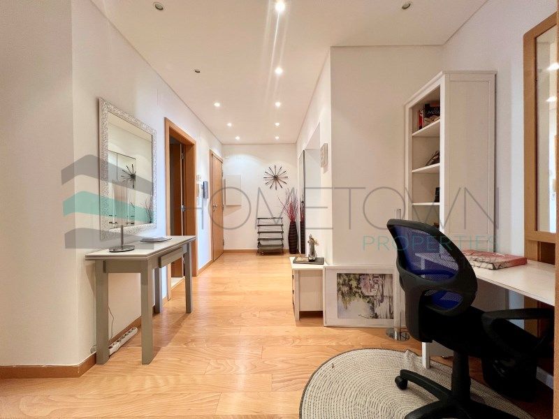 Property photo 3 of 34
