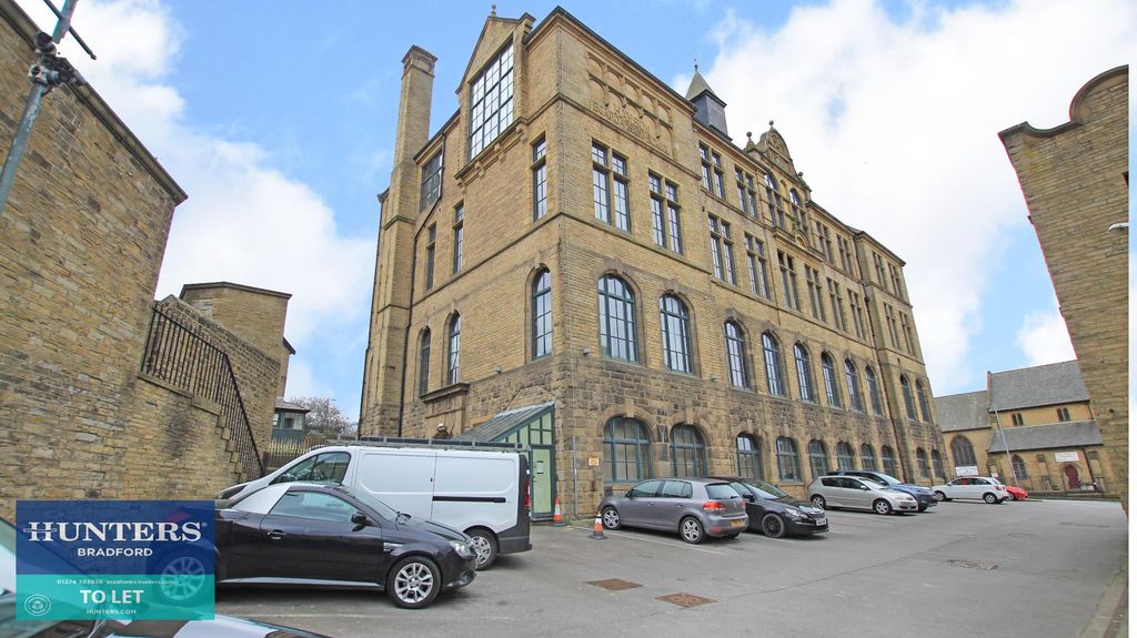 Property photo 1 of 22 Byron Halls.Jpg