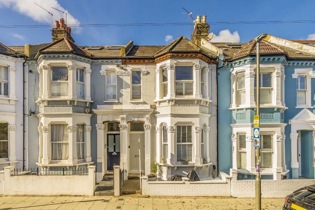 Property photo 1 of 7