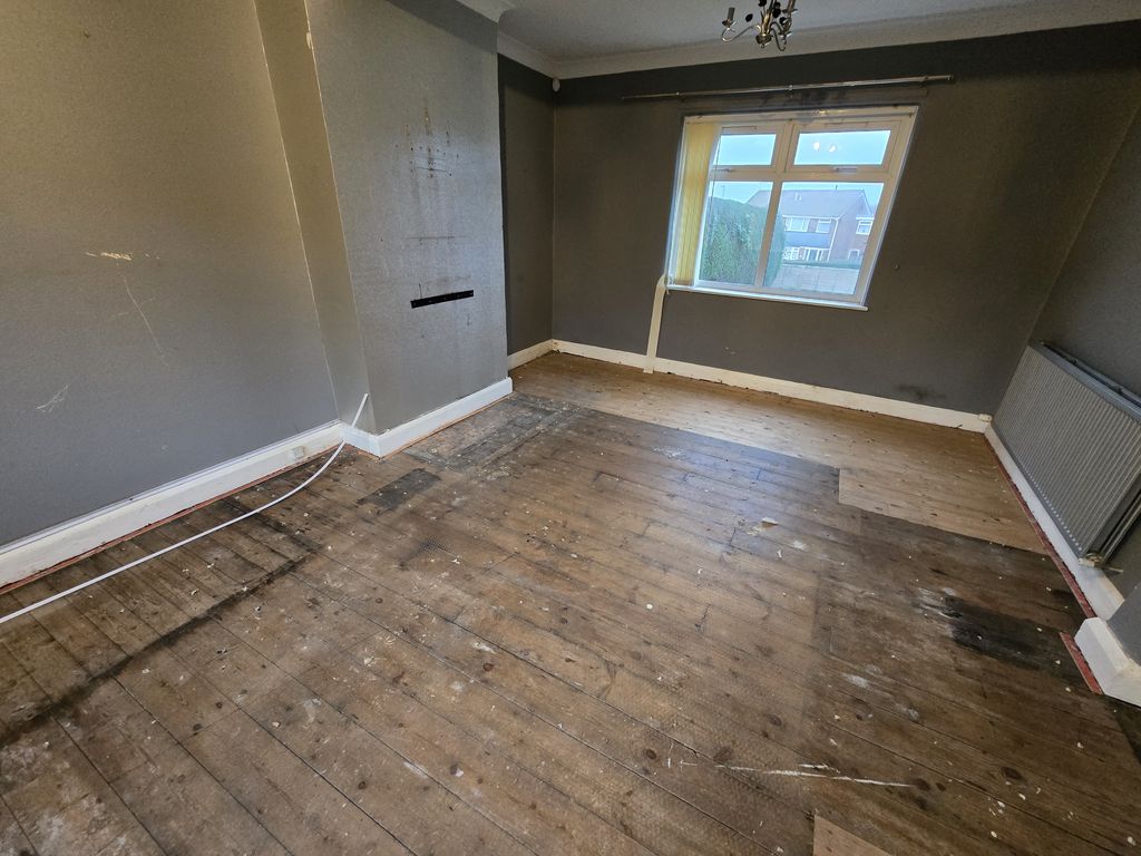 Property photo 2 of 13 20251105_155943.Jpg