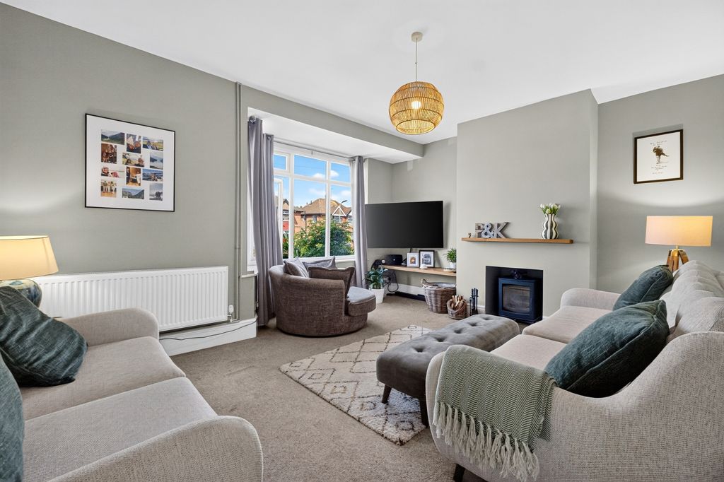 Property photo 2 of 19 Img_0090