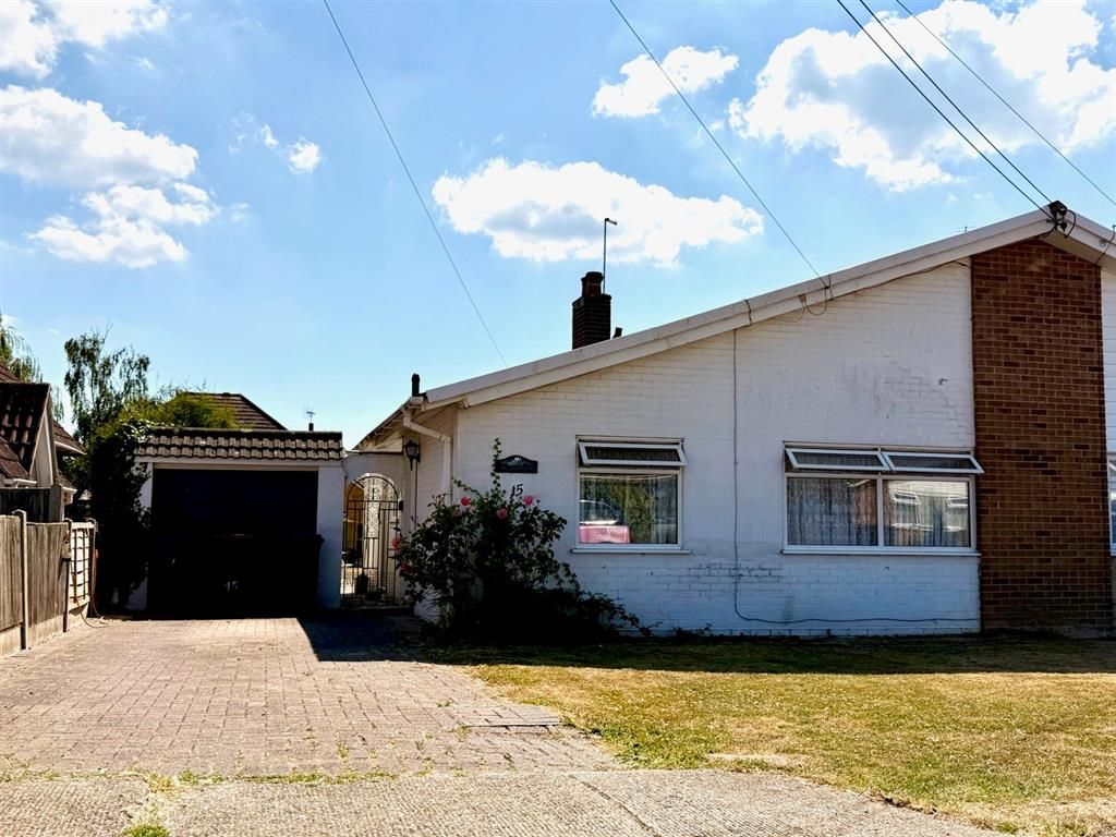 Property photo 1 of 3 Front