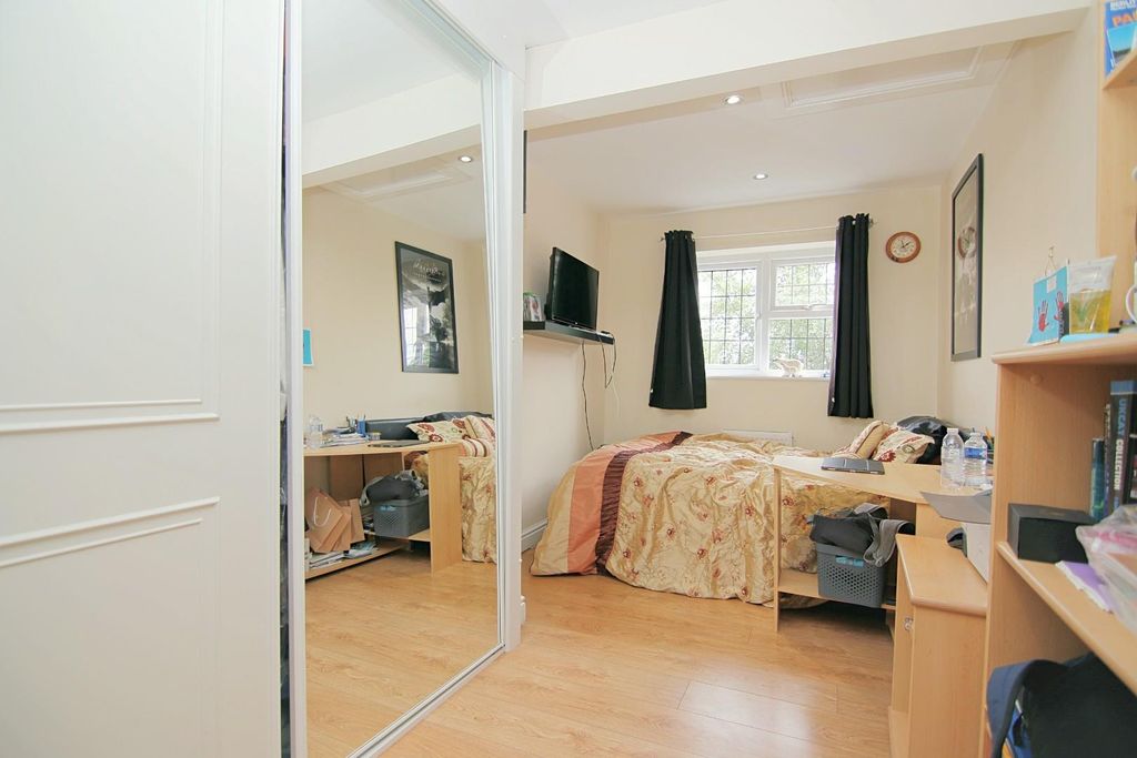 Additional image 31 of 5 bed detached house for saleSycamore Chase, Pudsey LS28