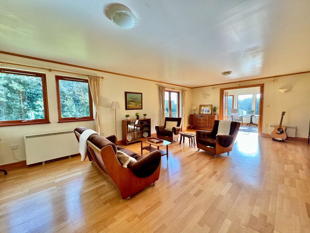 Property photo 2 of 21