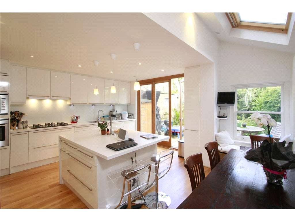 Property photo 3 of 5 Picture No. 02