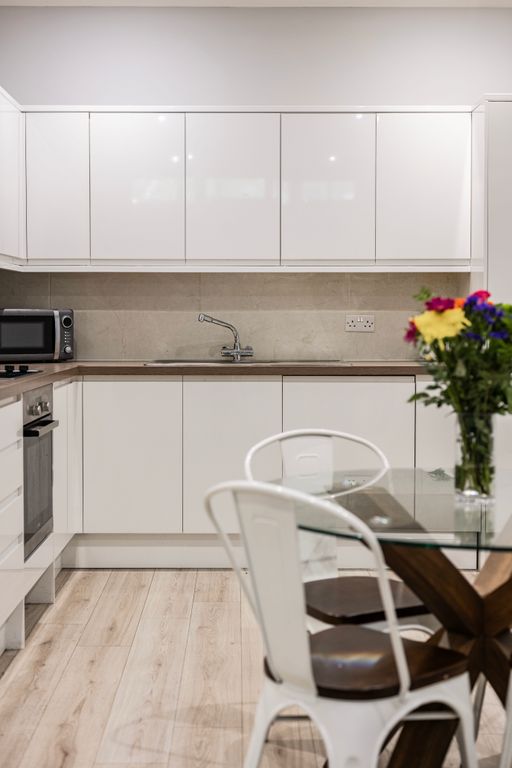 Property photo 3 of 17 Image