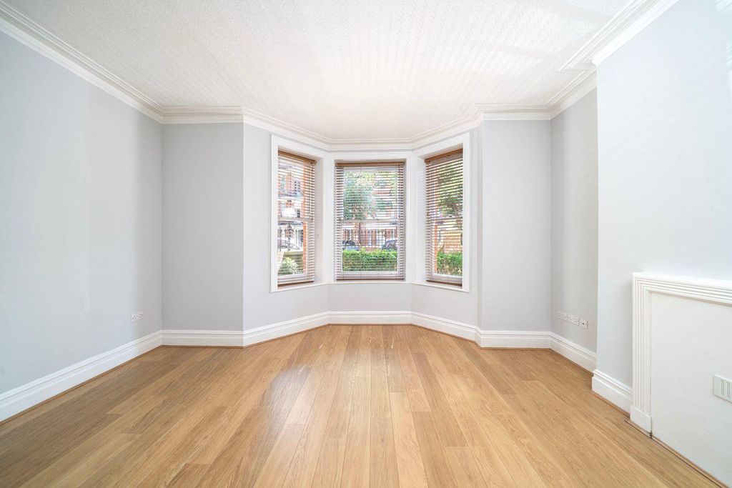 Property photo 1 of 15 Reception Room 2 - Wymering Mansions.Jpeg