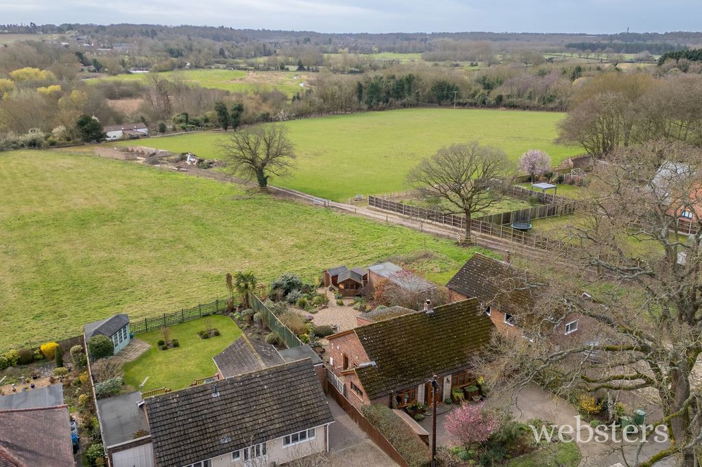 Property photo 1 of 21