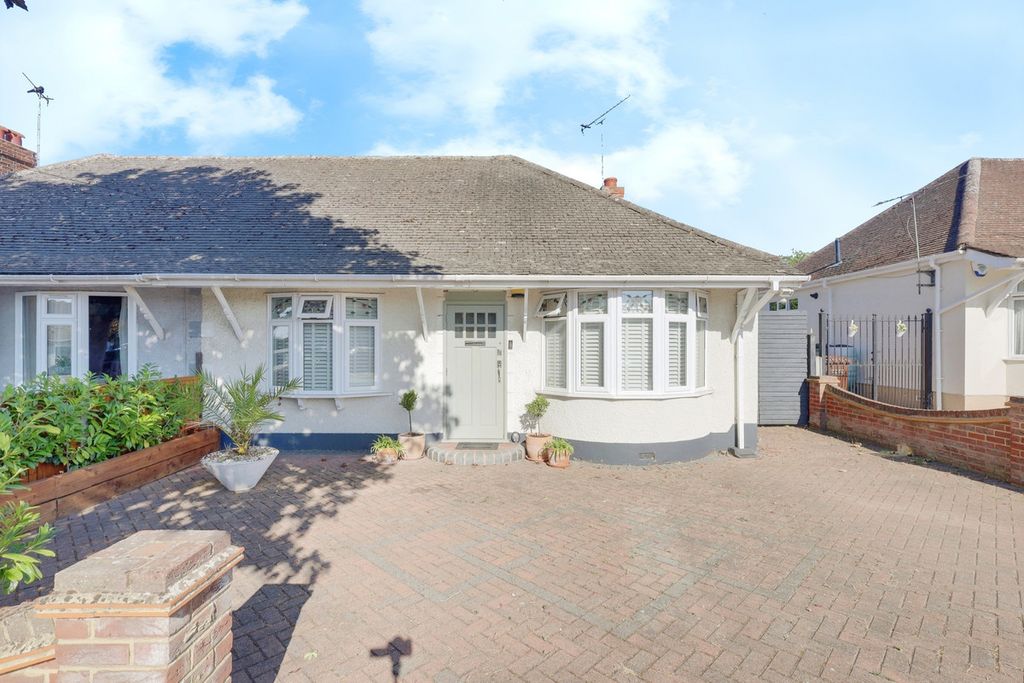 Property photo 1 of 22