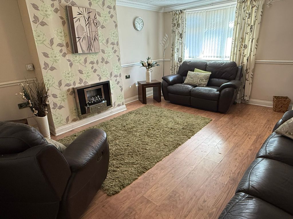 Property photo 2 of 18