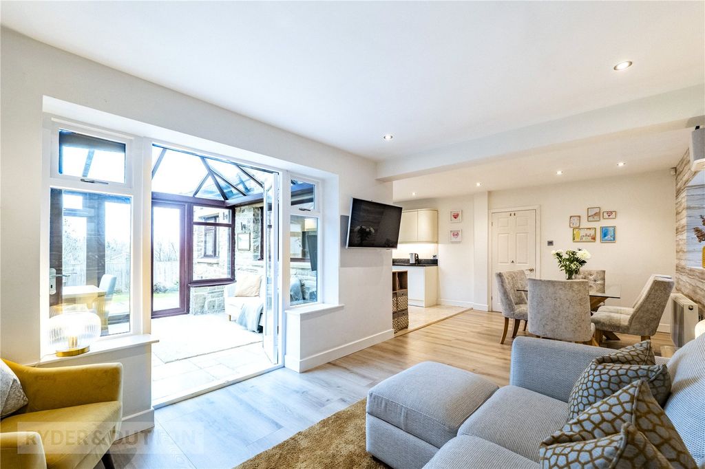 Property photo 2 of 36 Living Area