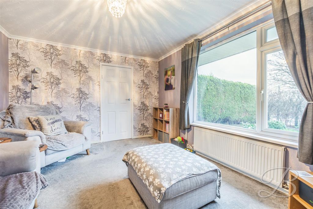 Property photo 3 of 16 Dsc_2063-Hdr Copy.Jpg