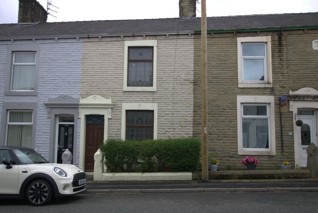 Property photo 1 of 9
