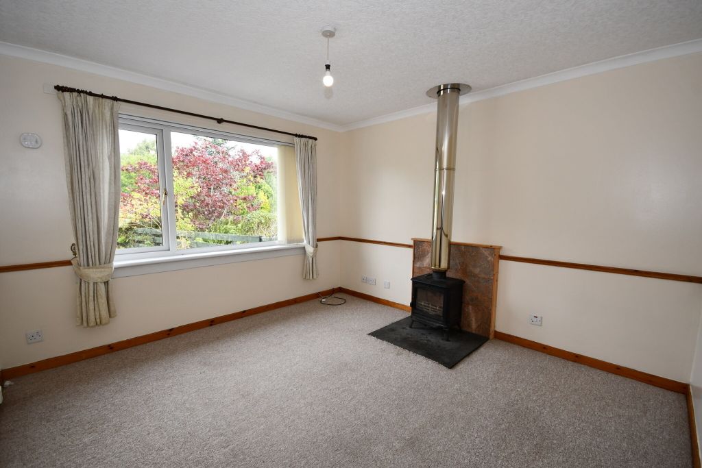 Property photo 2 of 11 Photo