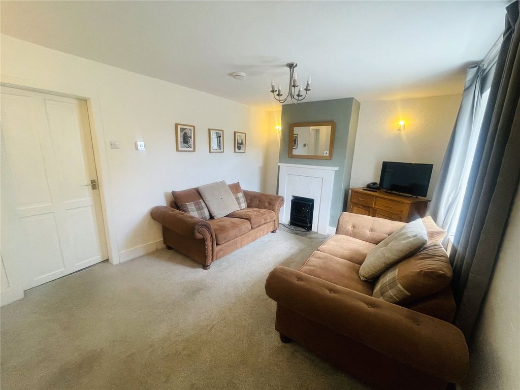 Property photo 3 of 18 Picture No. 19
