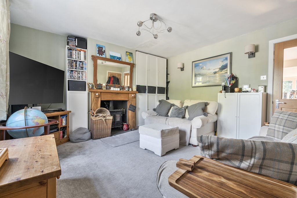 Property photo 2 of 24 1334816-13-6899Fc...