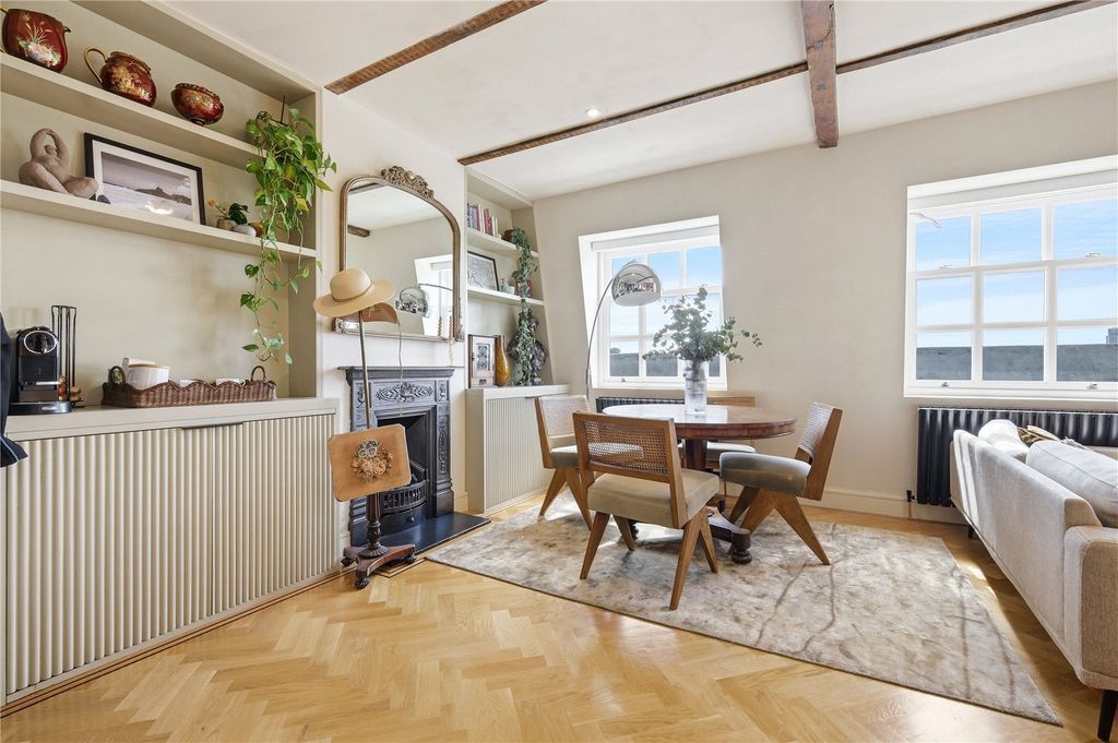 Property photo 2 of 17 Picture No. 22
