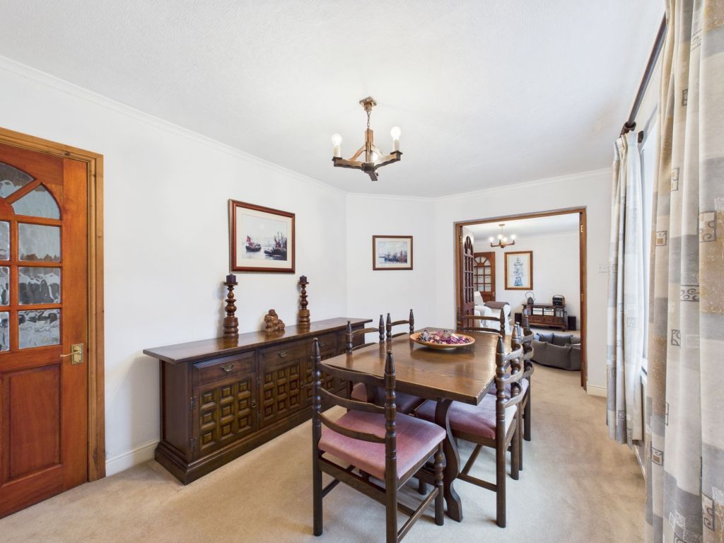 Property photo 3 of 25