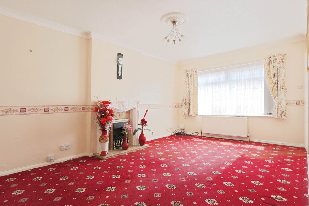 Property photo 3 of 9 4248897