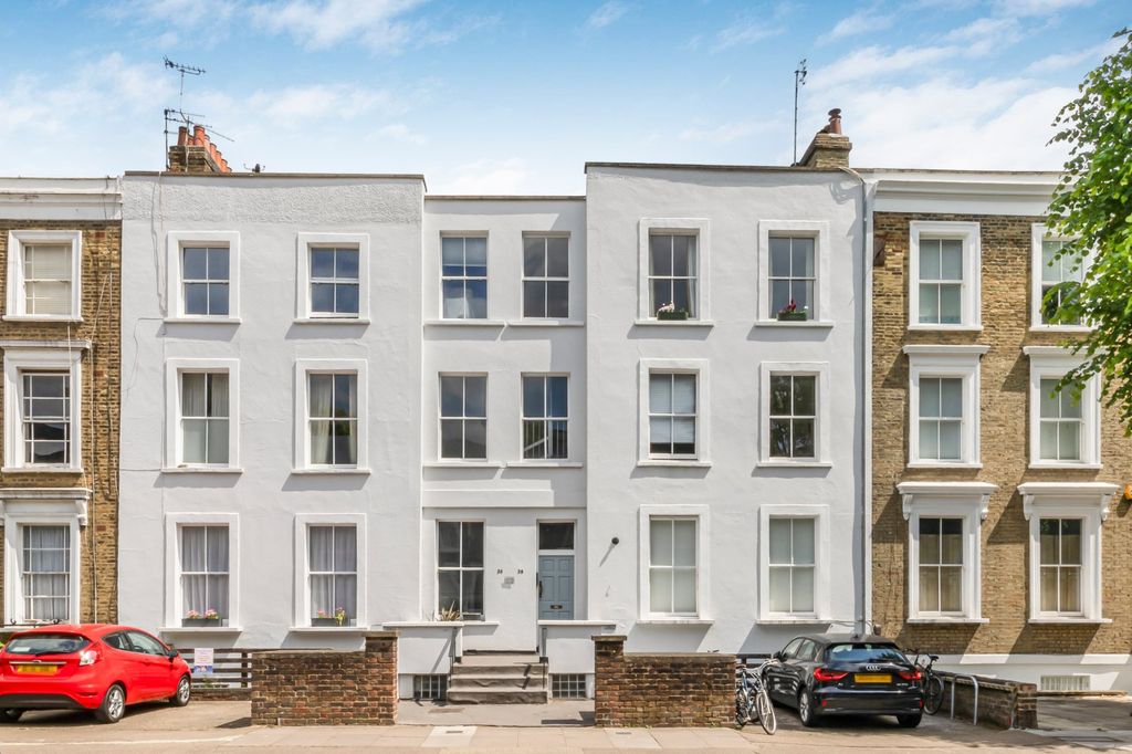 Property photo 2 of 23 Picture No. 28