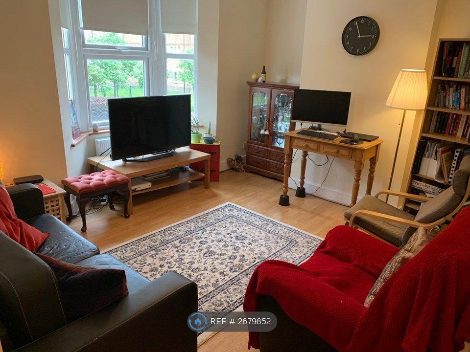 Property photo 2 of 8