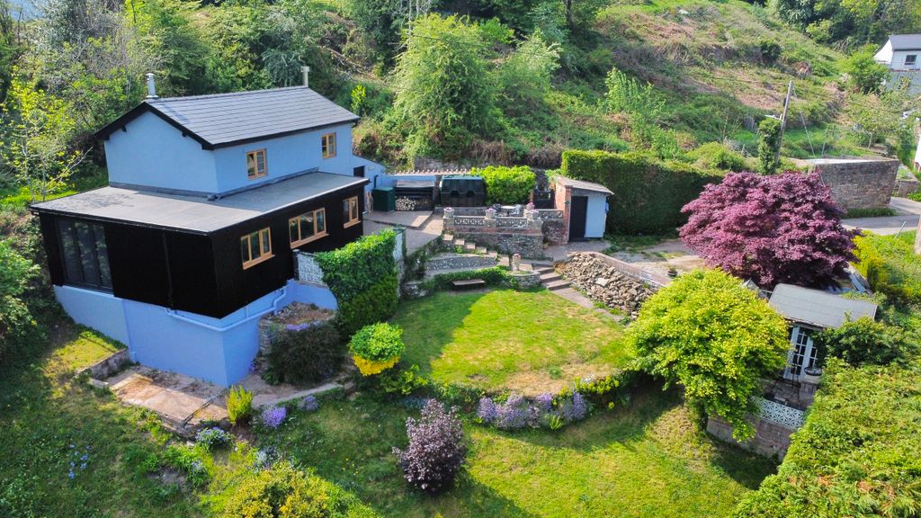 Property photo 1 of 21