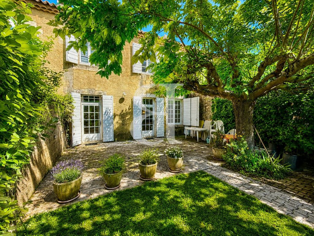 Property photo 1 of 12 Main Exterior View