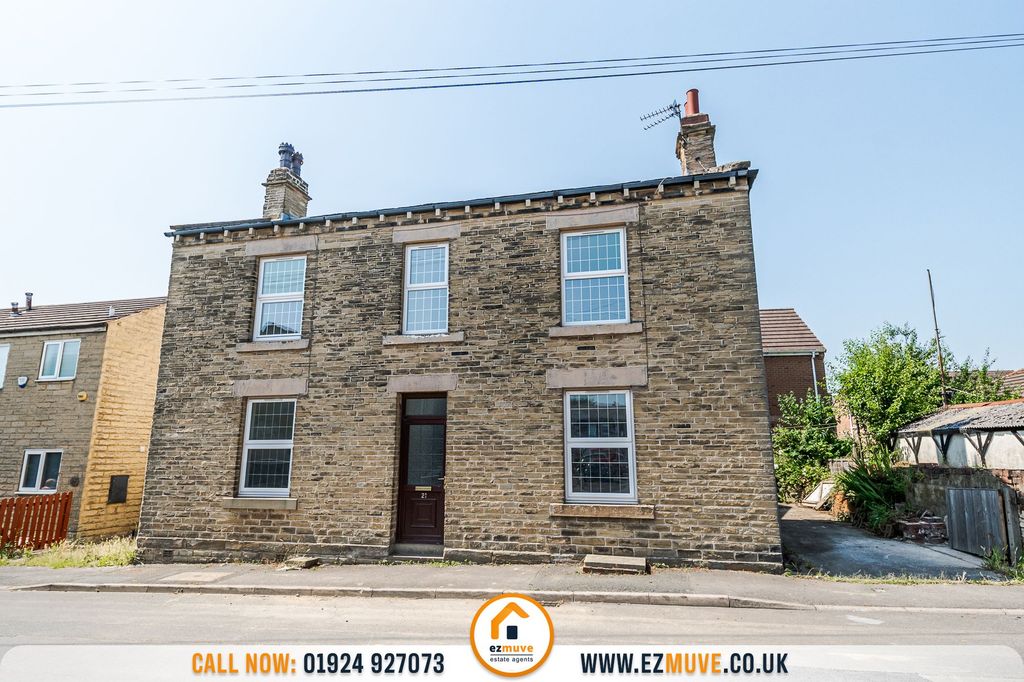 Property photo 1 of 18