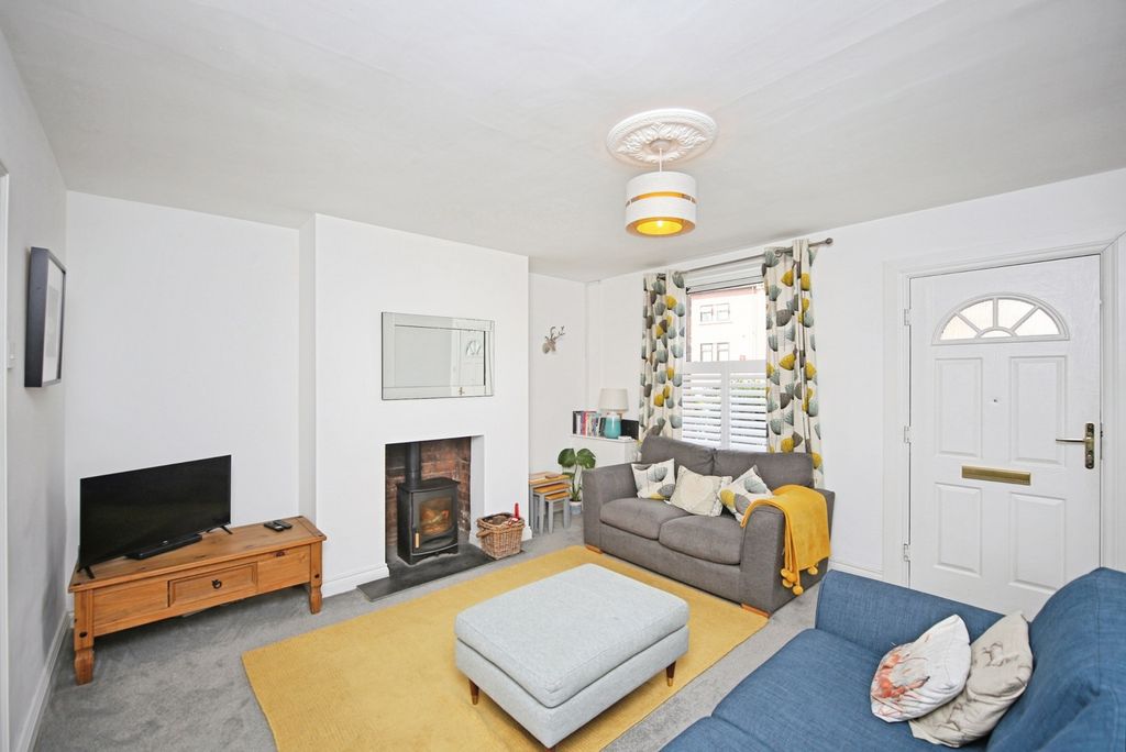 Property photo 3 of 17 Pbox-Img.Jpg