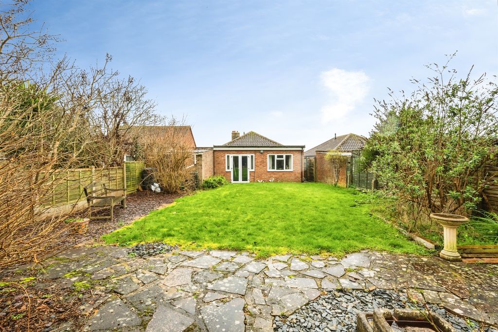 Property photo 2 of 17