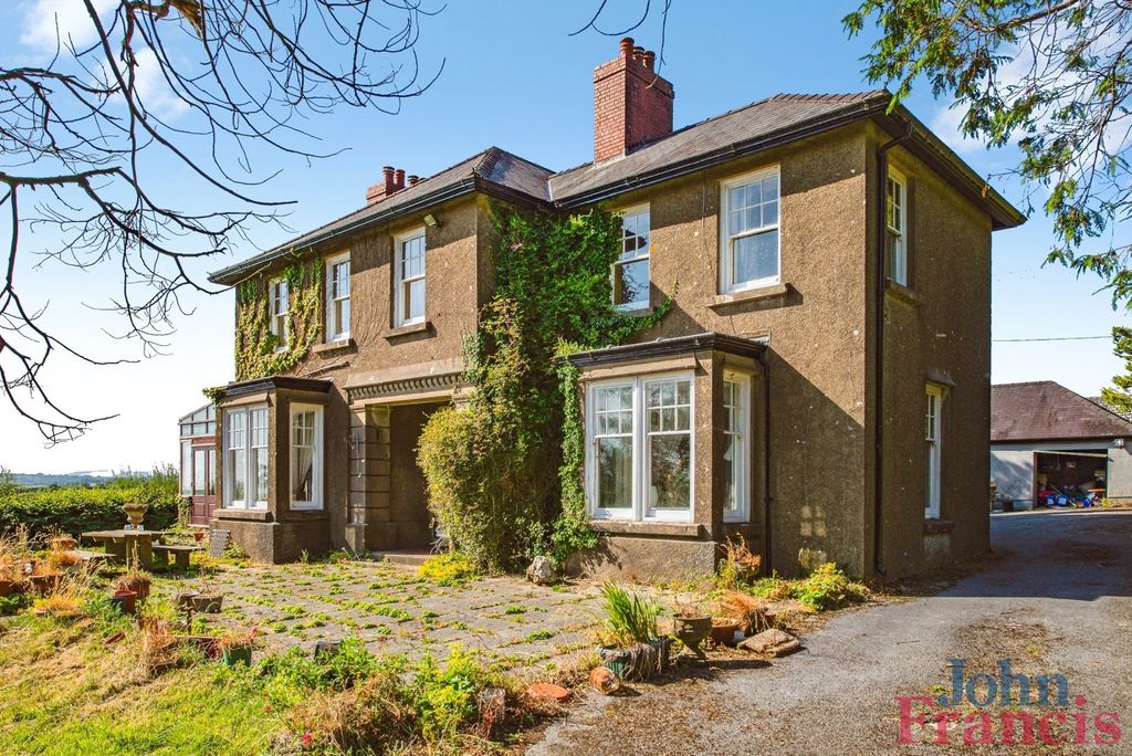 Property photo 3 of 42 Pbox-Img.Jpg
